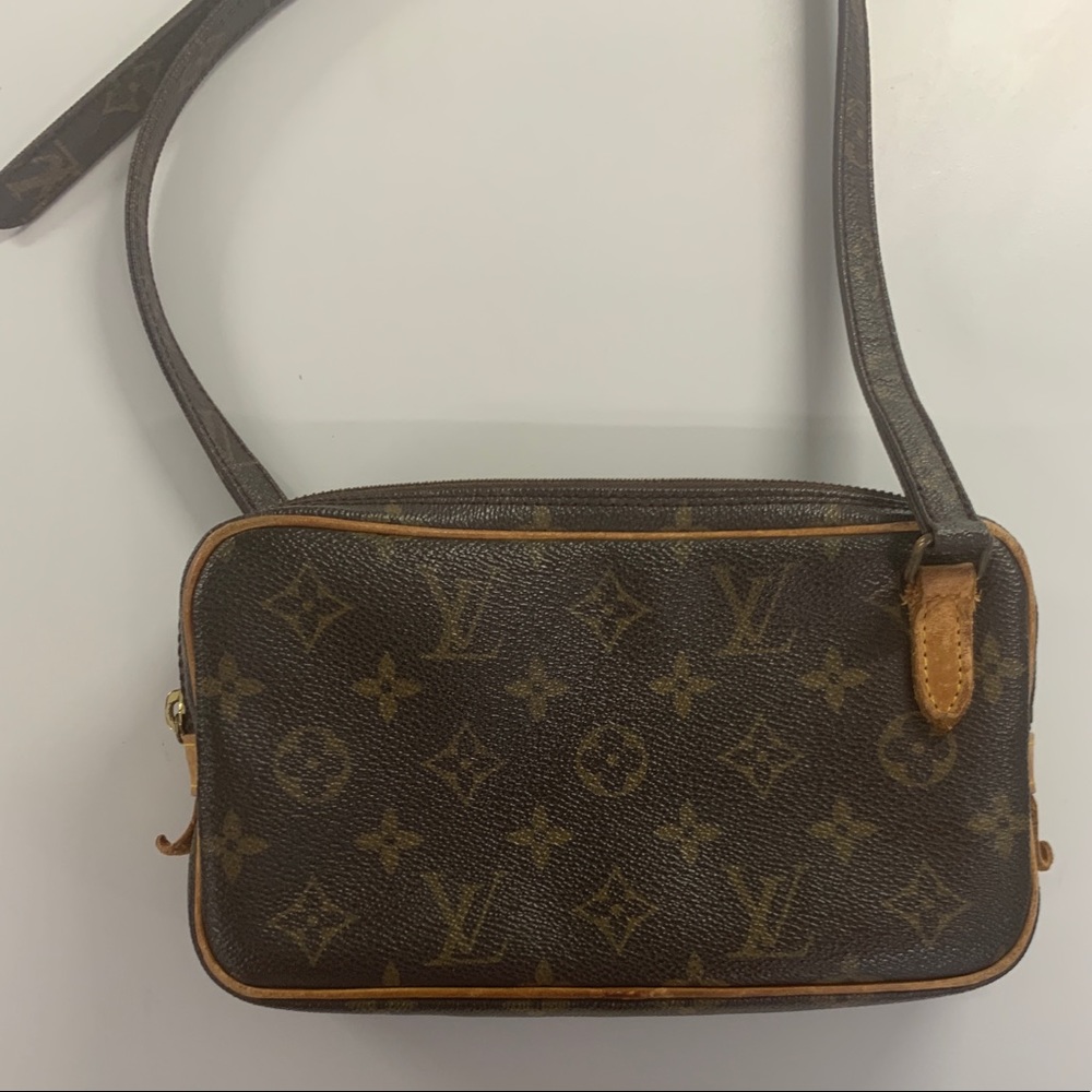 Louis Vuitton marly bando crossbody